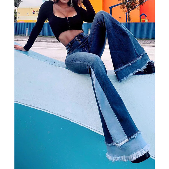 Fashion Nova only the best vibes bell bottom jeans - medium blue wash size 3 - Picture 1 of 11